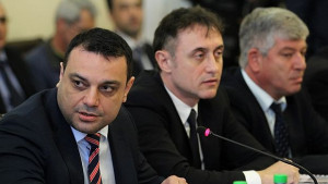 БДЖ иска пари от държавата за нови вагони и погасяване