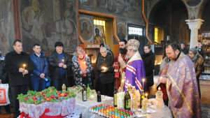 1500 яйца осветиха на Велики четвъртък