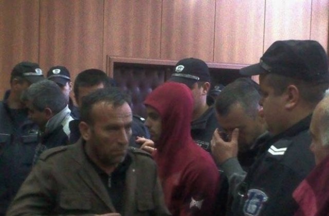 Шестима от задържаните на Капитан Андреево остават в ареста