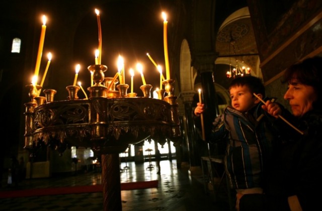 Психолог: Вярващите хора са с по-високи нива на психично благополучие