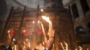 Чудото на Великден идва с Благодатния огън