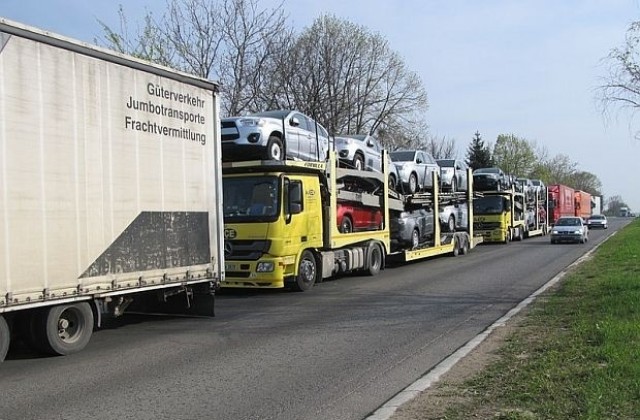 Въвеждат се ограничения за движението на тирове