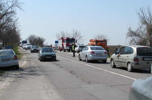 Трима души загинаха, а дете е в кома след тежка катастрофа на пътя Русе-Бяла
