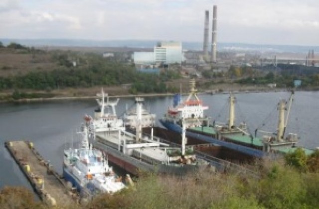 Работниците от ТЕРЕМ-Варна започват стачка, затварят пътища