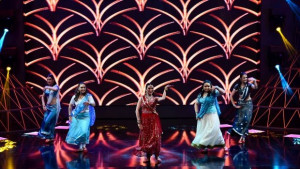 Яна Маринова и Симона Пейчева в битка за подобра акробатика