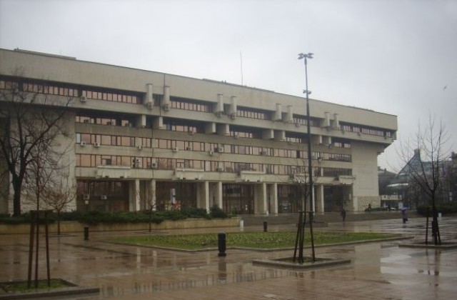 Центърът за административни услуги без ток в петък следобяд