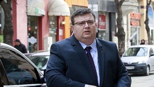 Цацаров атакува пред Конституционния съд разпоредба в Бюджет 2015