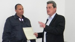 Награди на 13 огнеборци от региона връчи гл комисар Николов