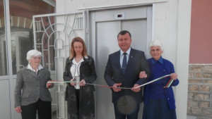 Откриха нов асансьор в Дома за стари хора в Караисен