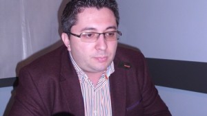ННанков провежда среща в Червен бряг във връзка с програмата