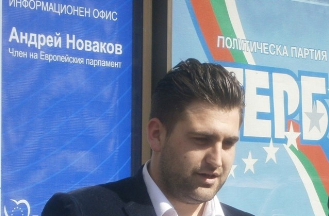 Евродепутатът Андрей Новаков ще работи така, че габровци да го наричат нашето момче
