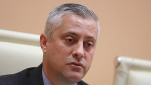 Лукарски Няма да имаме завод за цели автомобили