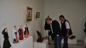 17 майстори представят свои произведения в галерията