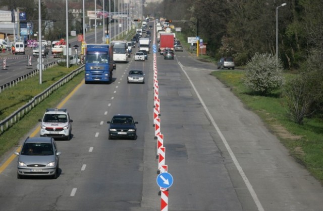 Сезонът на ремонтите започва, затварят част от бул. „Цариградско шосе