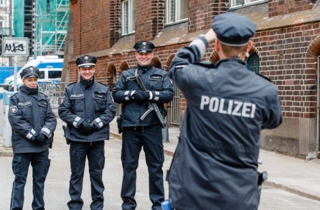 Лош немски провали стотици мераклии за полицаи в Германия