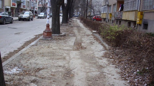 Общината недоволна от възстановяването на разкопаните от БТК настилки
