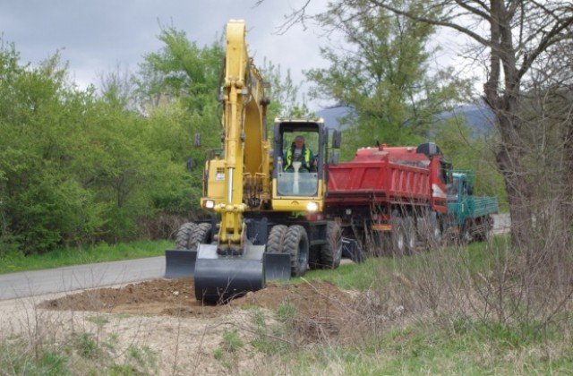 Започна реконструкцията на пътя Казанлък-Енина