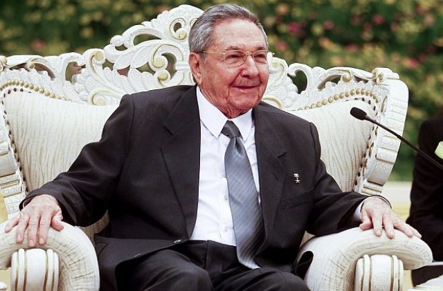 Раул Кастро ще присъства на парада в Москва на 9 май