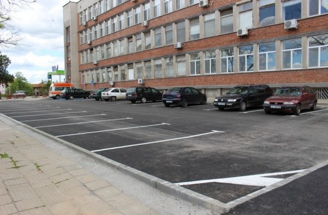 Нов безплатен паркинг изградиха в Любимец