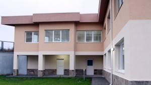 Настаняват деца от всички домове в седемте Центъра от семеен