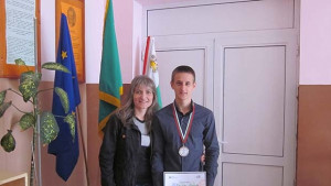 Ученик от СОУ Козма Тричков с атрактивни идеи за финансови