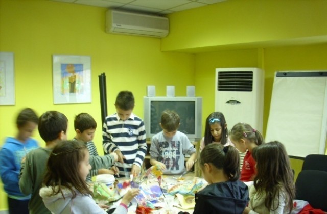 Деца от с. Езерче отбелязват Деня на Земята с експертите на РИОСВ