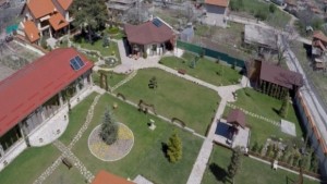 Прокуратурата се самосезира за луксозен имот на пазарджишкия кмет