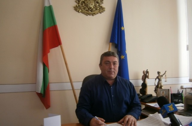 Ученическо хранене поема хотел Кюстендил и нов общински съветник на сесията на Общински съвет