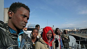 Глад побои и убийства на корабите с мигранти за Италия