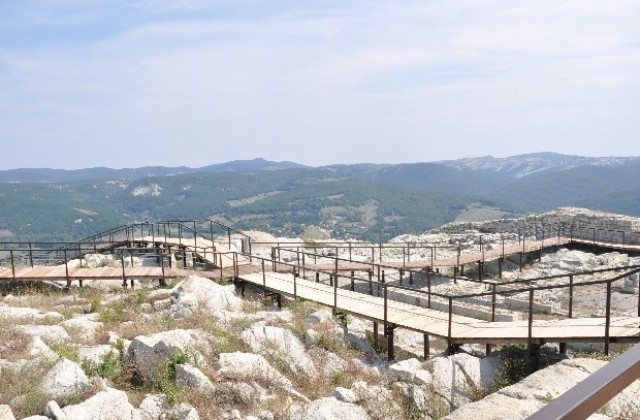 С нов проект продължава реставрацията и консервацията на Перперикон