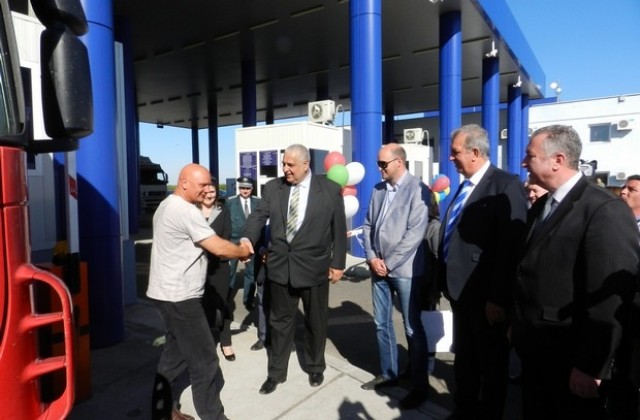 Мина 1 000 000 автомобил през Дунав мост 2