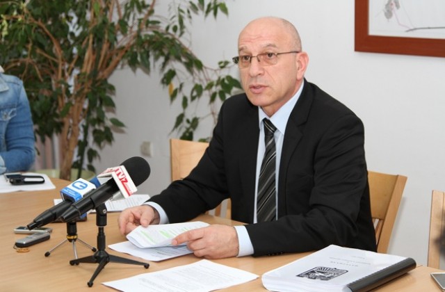 73 точки гласуват съветниците днес