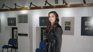 17 годишната Анжела Гюрова с фотоизложба По петолинието на живота