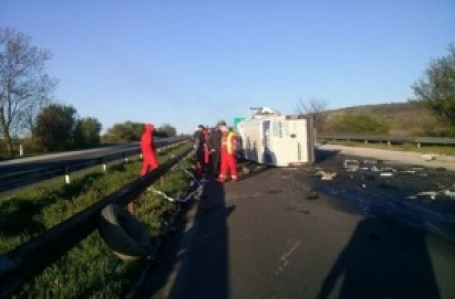 Тежка катастрофа на магистралата, има пострадал