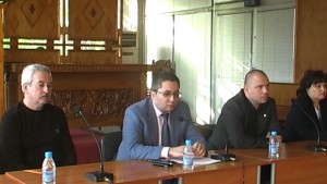 Николай Нанков разясни в Червен бряг облекченията при безплатното саниране