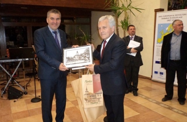 Тревненска делегация представи България в среща на сдружение Дузлаж