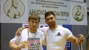 Медали от Дан Колов Никола Петров за трима борци печелили