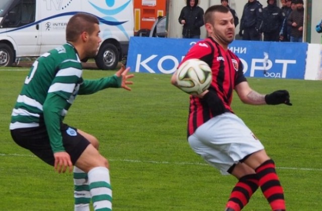 Венков, Буркхард Сантос и Бижев в групата на Черно море