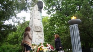 Поклонениепамет за Пеньо Пенев в Димитровград
