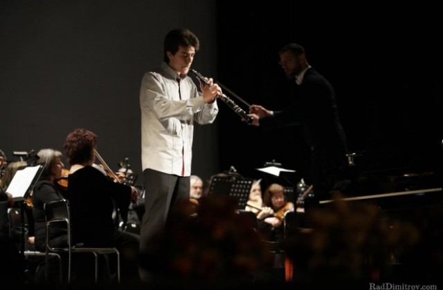 Концерт по случай патронния празник на Музикалното училище