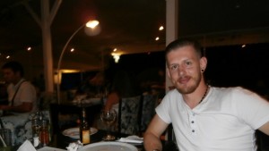 Изчезналият Александър е добре от три дни е в палатков