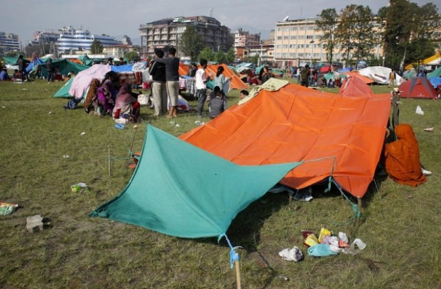БЧК подпомага пострадалите от земетресението в Непал