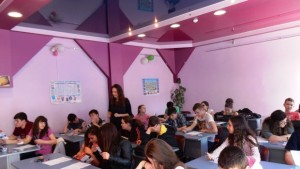 Ученици от Добрич се запознаха с модните послания на 2015