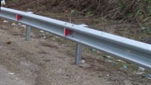 Откраднаха ментинела от междуселски път