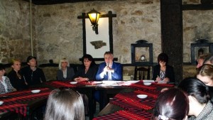 Младежи от СДСПлевен в помощ на предизборната кампания на английските