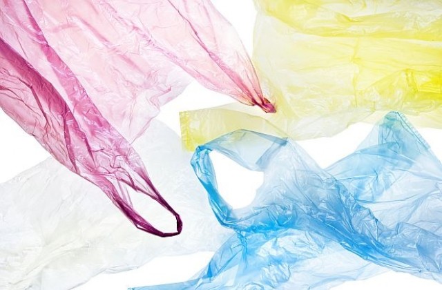 Европарламентът ограничава ползването на найлонови торбички с директива