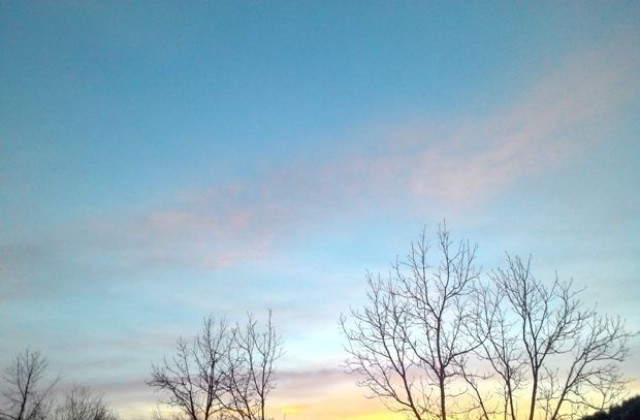 Времето на 29 април - облачно с валежи