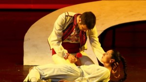 На театър в първите дни на май