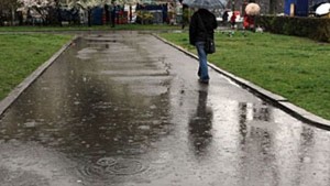 Очакват ни валежи и похладно време през май