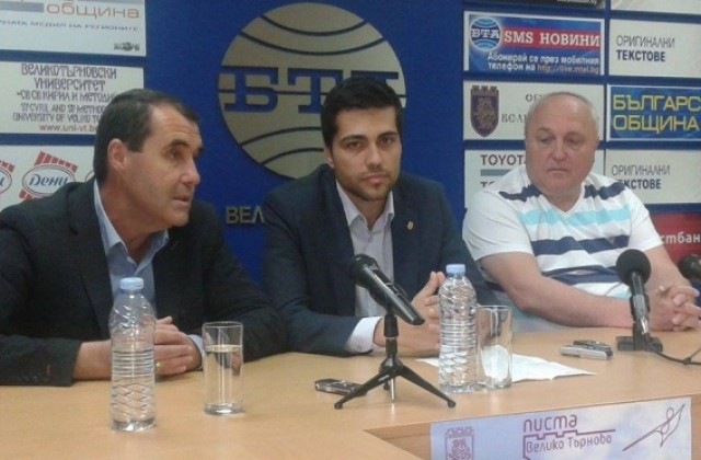 Динамично състезание и мощни автомобили за Писта Велико Търново